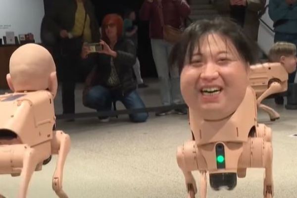 Robot dogs na may mukha ng mga kilalang personalidad, tampok sa art exhibit sa Berlin