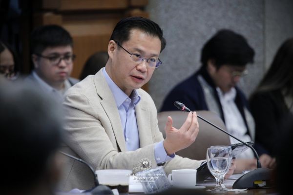 SP Gatchalian, nanawagan sa DOE na mas pabilisin ang pagkuha ng permit sa pagkakabit ng Solar Rooftop