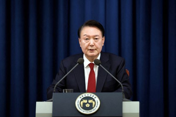 Dating South Korean Pres. Yoon Suk Yeol, pinatawan ng 30 taong pagkakakulong
