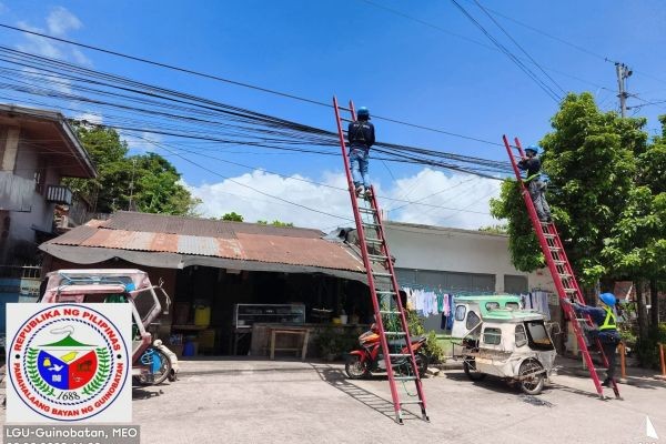 Clearing operation, sinagibo sa mga karalay-kalay na wires asin sanga nin kahoy sa Guinobatan