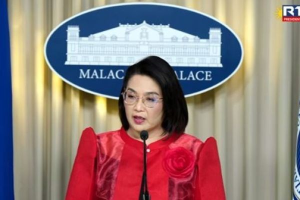 Palasyo, pinayuhan si VP Sara na sa impeachment court magsalita