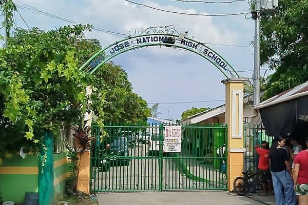 San Jose National High School, balik-klase na matapos ang nangyaring insidente ng pamamaril